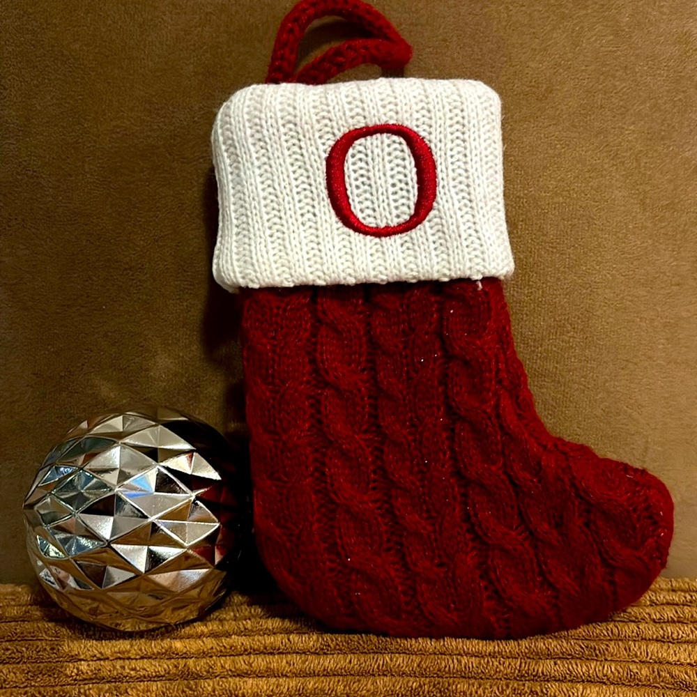🎄♥️ Mini Knit Christmas Stocking with Letter "O"